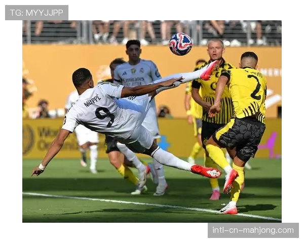 特写：业余联赛兴起“欧冠战术模仿热”，高位压迫成训练课标配